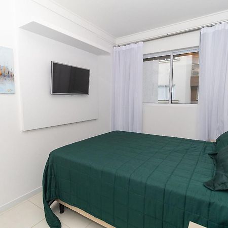 Cardeal 206B - Aconchegante Apartamento Na Praia De Bombas - 2 Dormitorios 5 Pessoas - Бомбіняс Екстер'єр фото