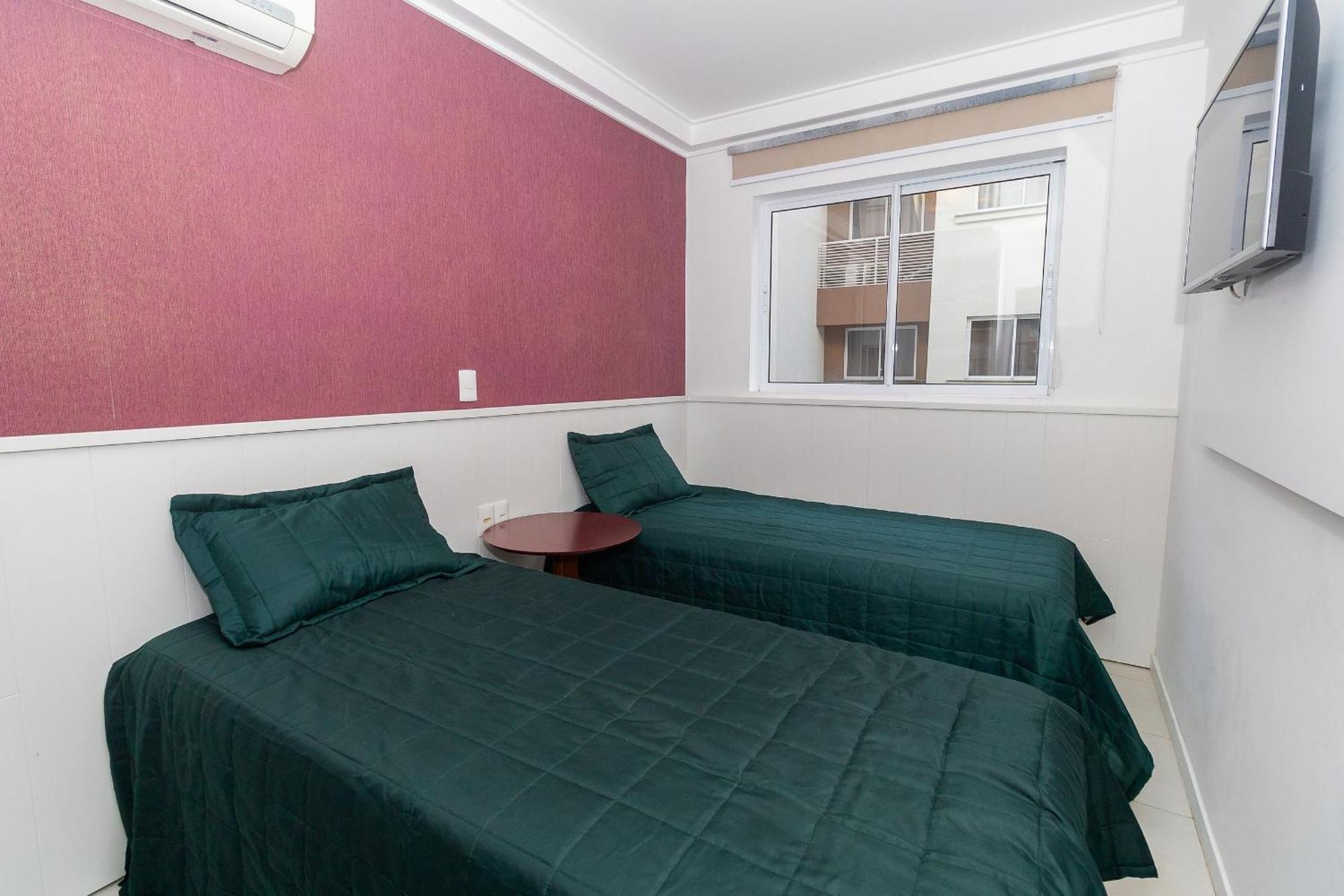 Cardeal 206B - Aconchegante Apartamento Na Praia De Bombas - 2 Dormitorios 5 Pessoas - Бомбіняс Екстер'єр фото